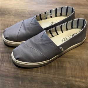 Toms shoes